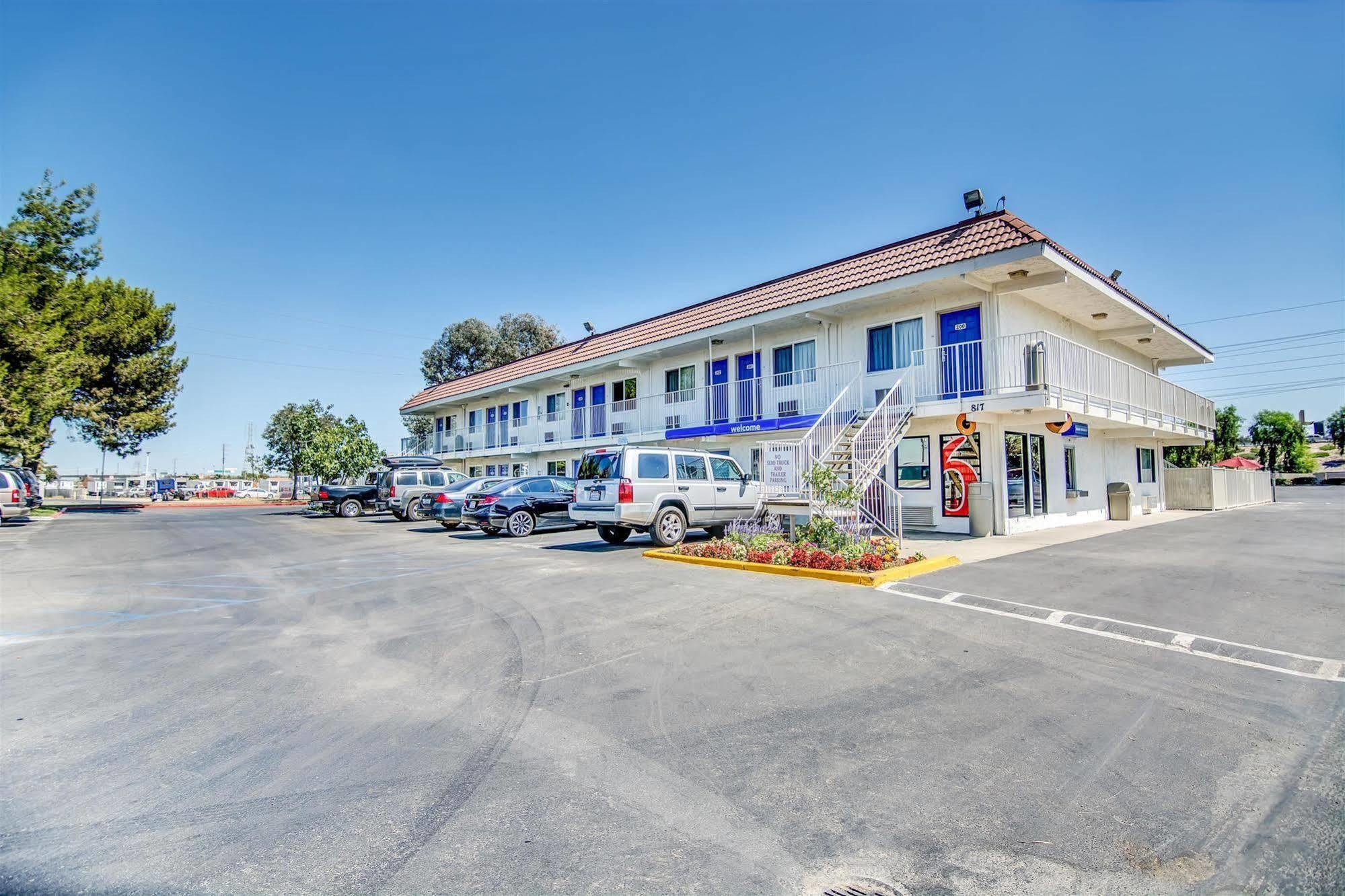 Motel 6-Stockton, Ca - Charter Way West Exterior foto